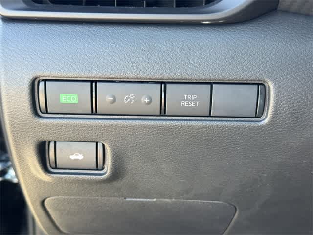 Thumbnail: 2024 Nissan Sentra - 18