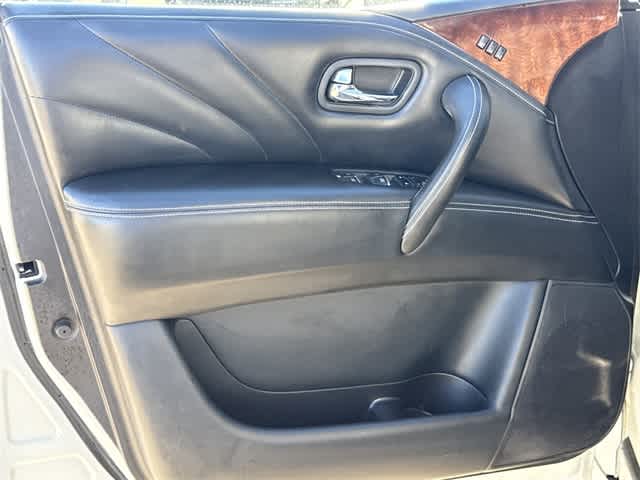 Thumbnail: 2017 INFINITI QX80 - 8