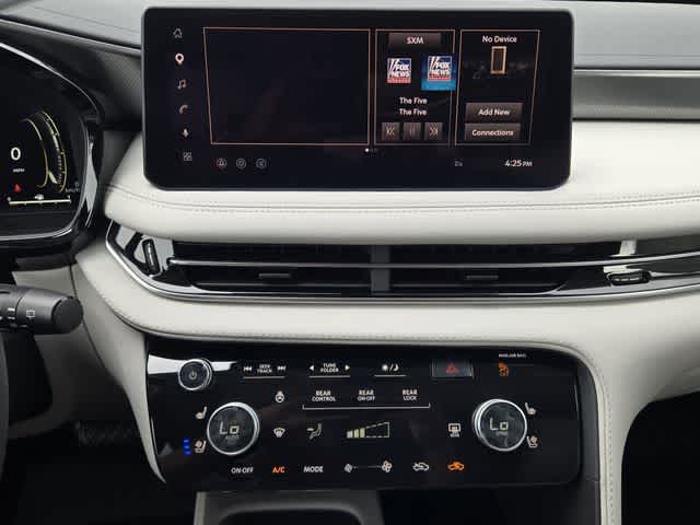 Thumbnail: 2027 INFINITI QX60 - 17