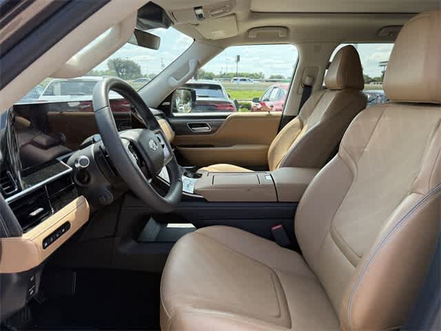Thumbnail: 2025 INFINITI QX80 - 9