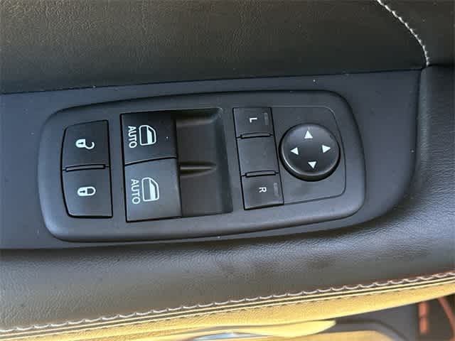 Thumbnail: 2019 Dodge Challenger - 9