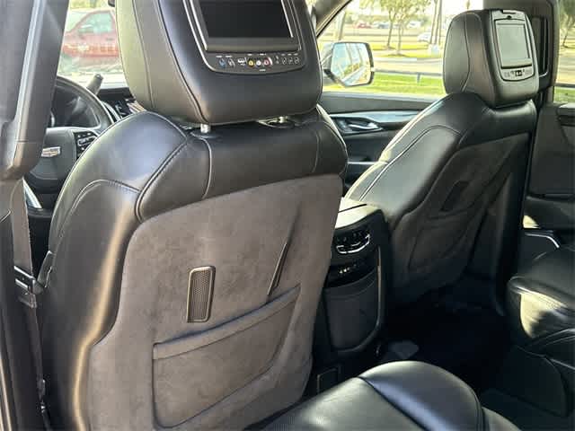 Thumbnail: 2016 Cadillac Escalade - 15
