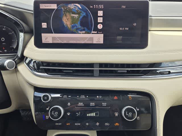 Thumbnail: 2023 INFINITI QX60 - 18