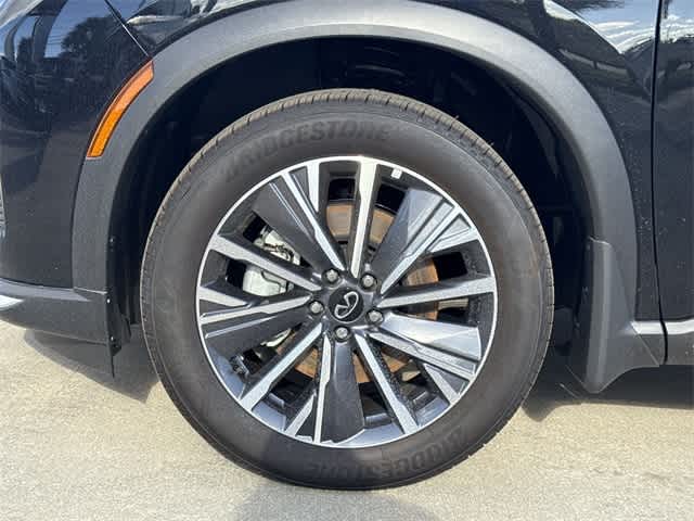 Thumbnail: 2026 INFINITI QX60 - 7