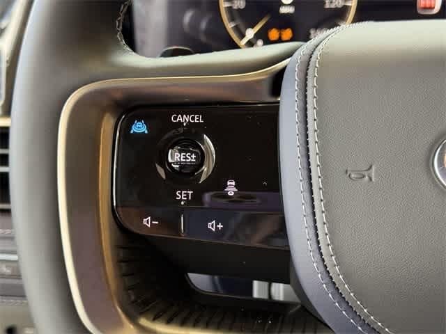 Thumbnail: 2026 INFINITI QX80 - 22