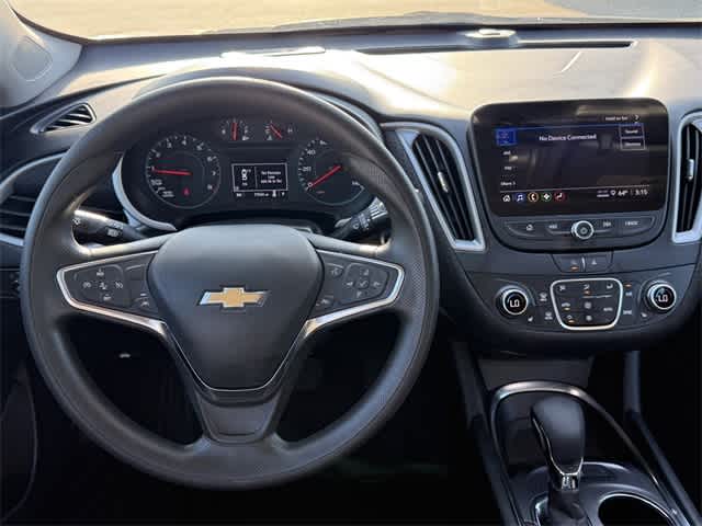 Thumbnail: 2023 Chevrolet Malibu - 16