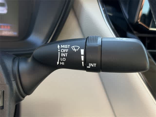 Thumbnail: 2022 Toyota Corolla - 25