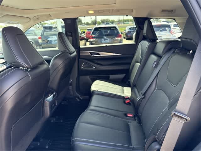 Thumbnail: 2025 INFINITI QX60 - 13