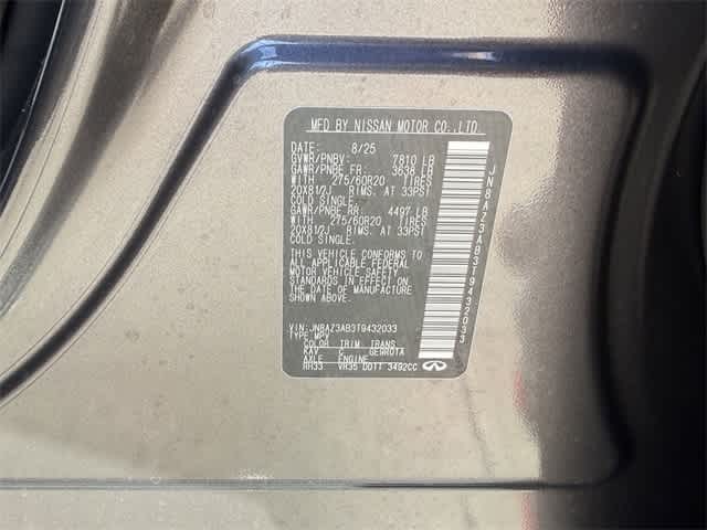 Thumbnail: 2026 INFINITI QX80 - 29