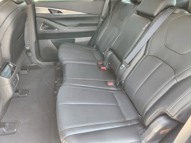 Thumbnail: 2026 INFINITI QX60 - 13