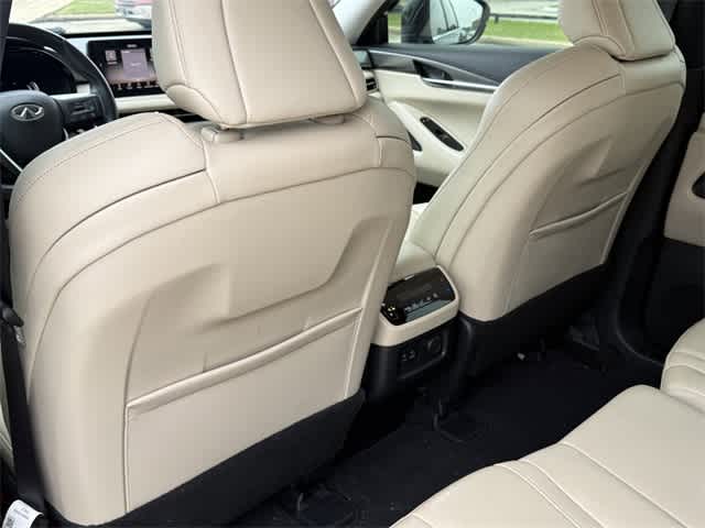 Thumbnail: 2023 INFINITI QX60 - 14