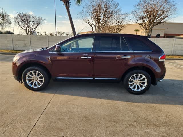 Thumbnail: 2011 Lincoln MKX - 3
