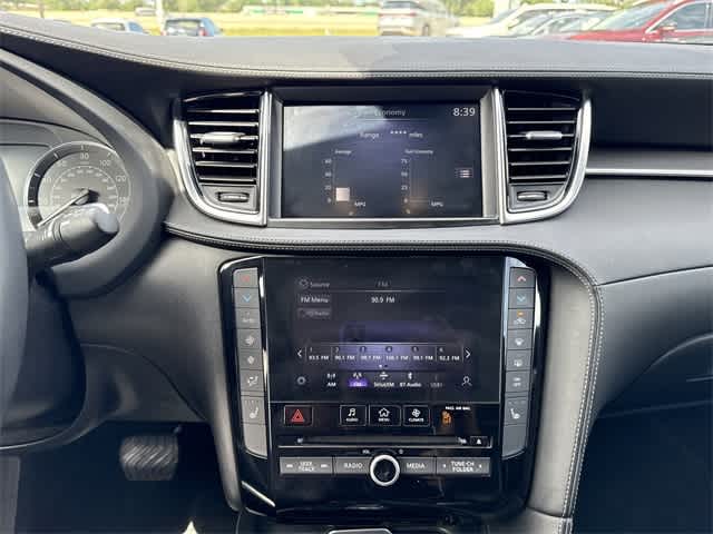 2022 INFINITI QX50 Luxe 16