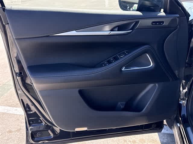 Thumbnail: 2025 INFINITI QX60 - 8