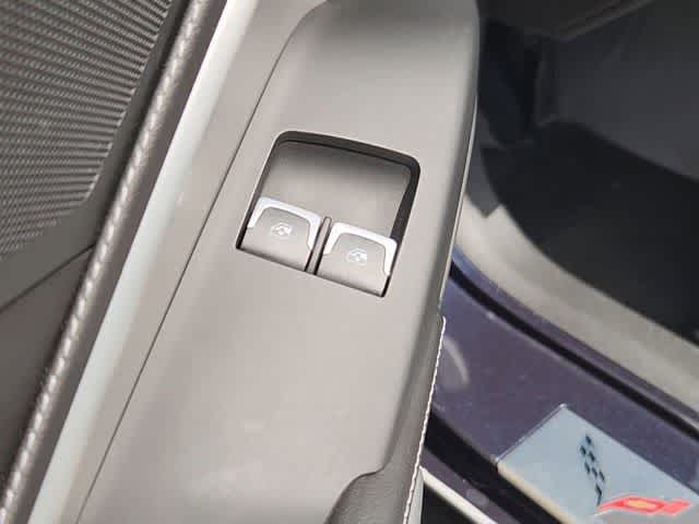 Thumbnail: 2015 Chevrolet Corvette - 18