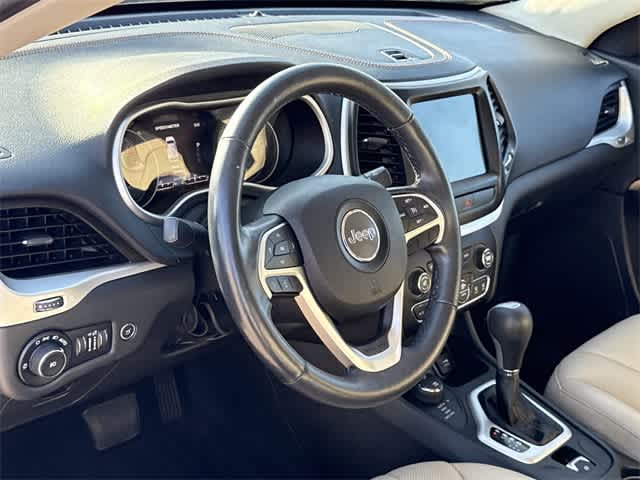 Thumbnail: 2016 Jeep Cherokee - 10