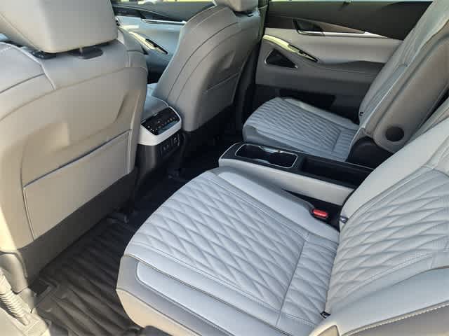 Thumbnail: 2026 INFINITI QX60 - 12