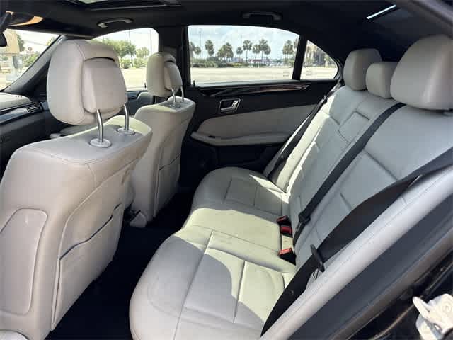 Thumbnail: 2010 Mercedes-Benz E-Class - 13