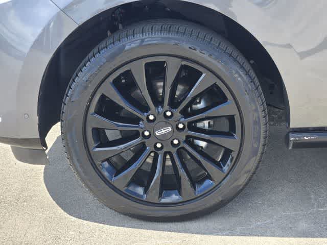 Thumbnail: 2021 Lincoln Navigator - 7