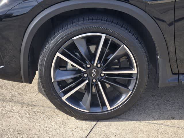 Thumbnail: 2025 INFINITI QX50 - 8