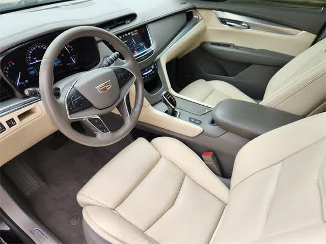 Thumbnail: 2017 Cadillac XT5 - 2