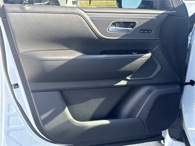 Thumbnail: 2026 INFINITI QX80 - 8