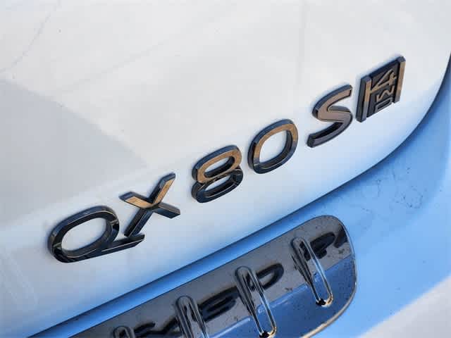 Thumbnail: 2026 INFINITI QX80 - 7