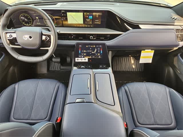 Thumbnail: 2026 INFINITI QX80 - 10