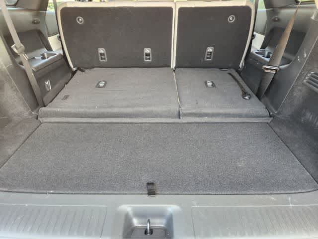 Thumbnail: 2026 INFINITI QX60 - 18