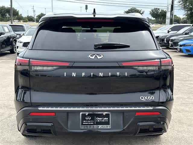 2023 INFINITI QX60 Luxe 4