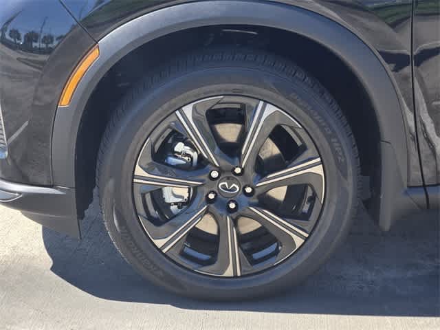 Thumbnail: 2026 INFINITI QX60 - 8