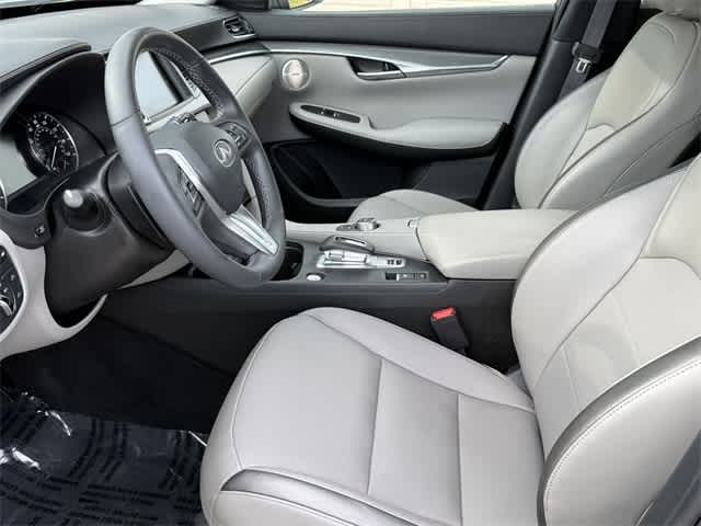 Thumbnail: 2024 INFINITI QX50 - 10