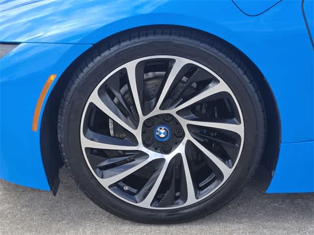 Thumbnail: 2015 BMW  - 8