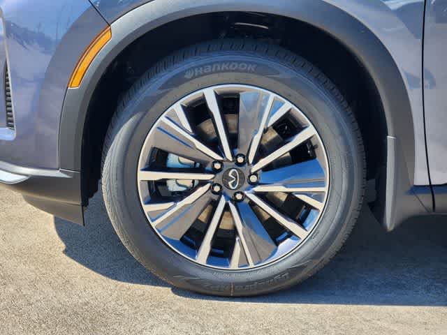 Thumbnail: 2026 INFINITI QX60 - 8