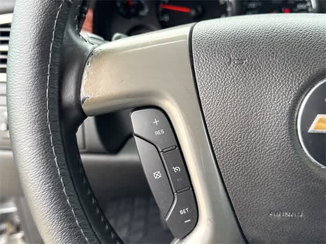 Thumbnail: 2013 Chevrolet Tahoe - 20