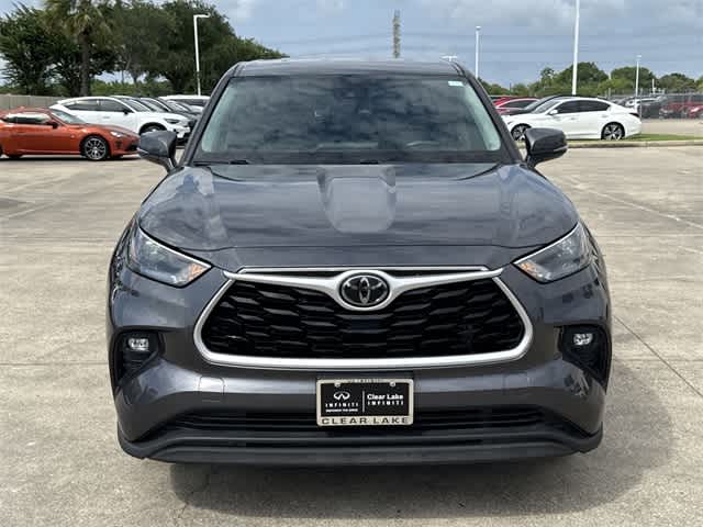 2022 Toyota Highlander LE 17