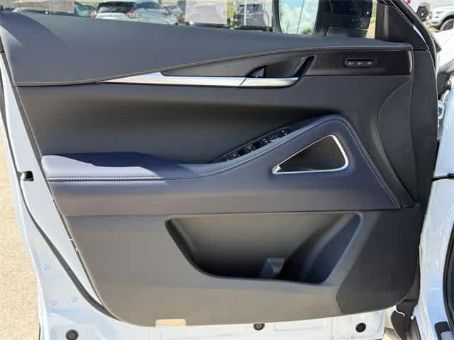 Thumbnail: 2026 INFINITI QX60 - 8