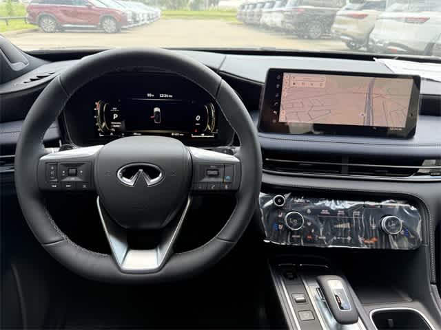 Thumbnail: 2026 INFINITI QX60 - 18