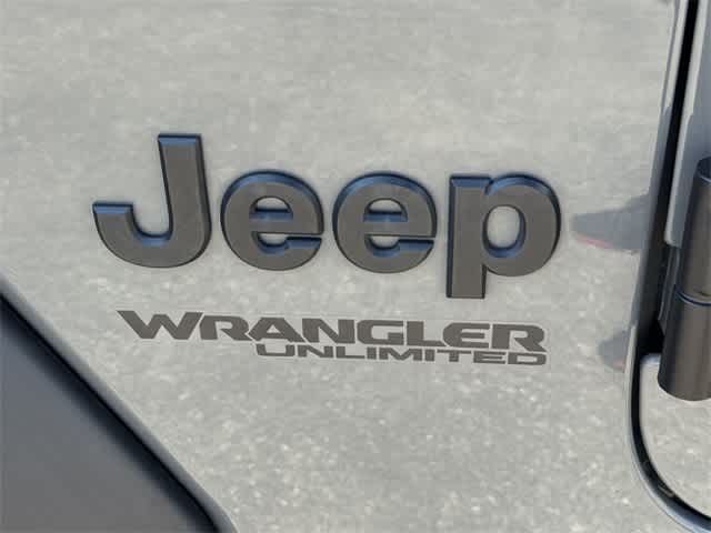 Thumbnail: 2022 Jeep Wrangler - 5