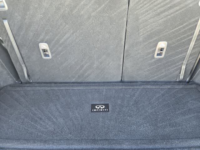 Thumbnail: 2023 INFINITI QX60 - 19