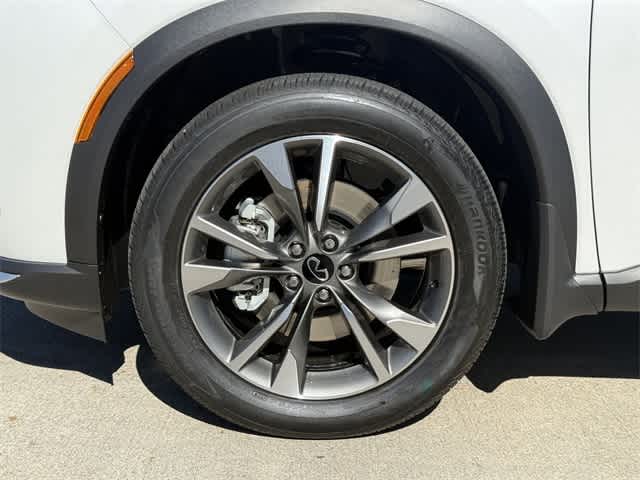 Thumbnail: 2026 INFINITI QX60 - 7