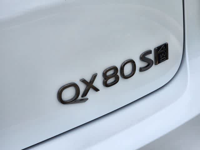 Thumbnail: 2026 INFINITI QX80 - 7