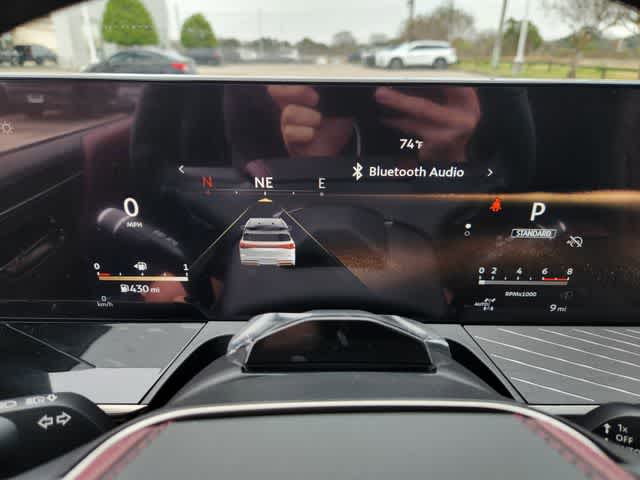 Thumbnail: 2026 INFINITI QX80 - 18