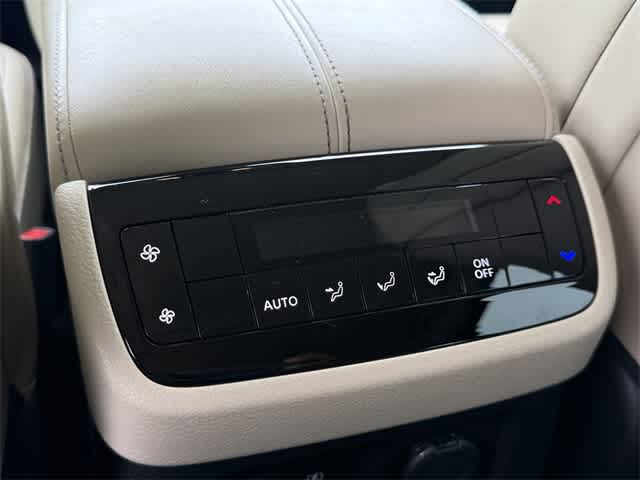 Thumbnail: 2023 INFINITI QX60 - 20