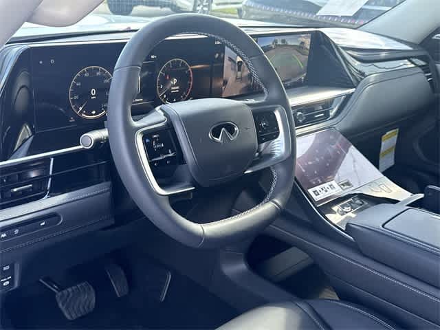 Thumbnail: 2026 INFINITI QX80 - 10