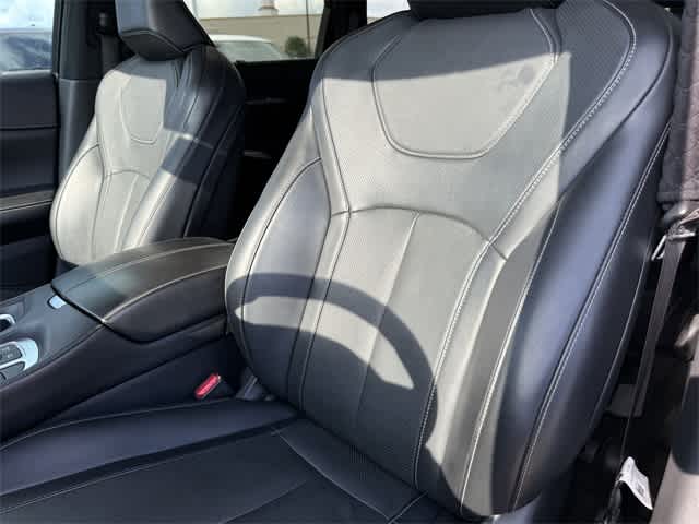 Thumbnail: 2022 INFINITI QX60 - 12