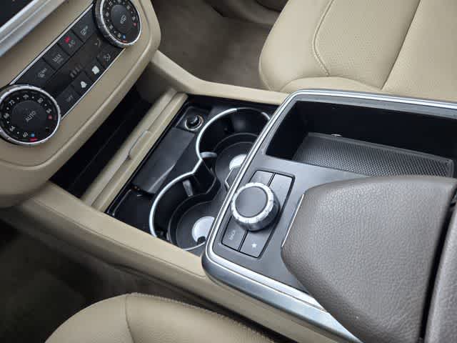 Thumbnail: 2013 Mercedes-Benz M-Class - 18