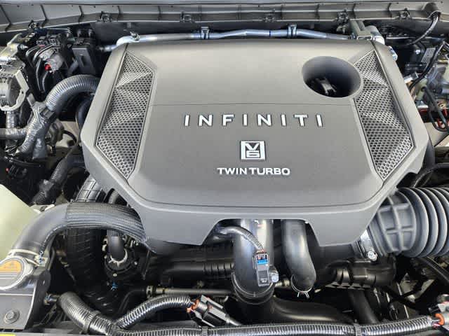 Thumbnail: 2026 INFINITI QX80 - 9
