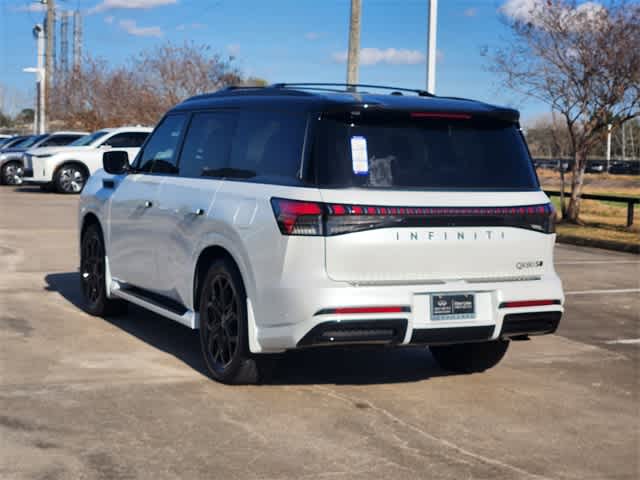 Thumbnail: 2026 INFINITI QX80 - 4