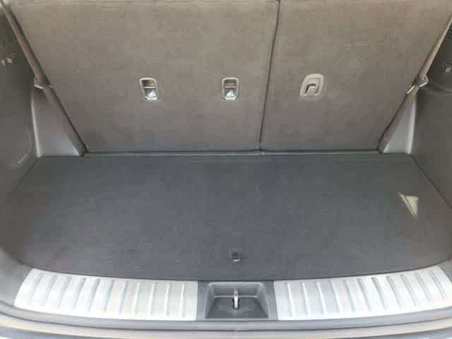 Thumbnail: 2018 Chevrolet Suburban - 19